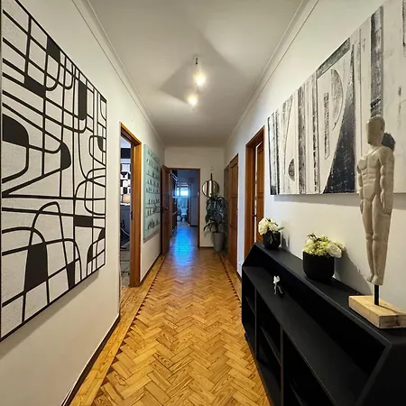 Apolonia 3 Frontal River View * Lisboa