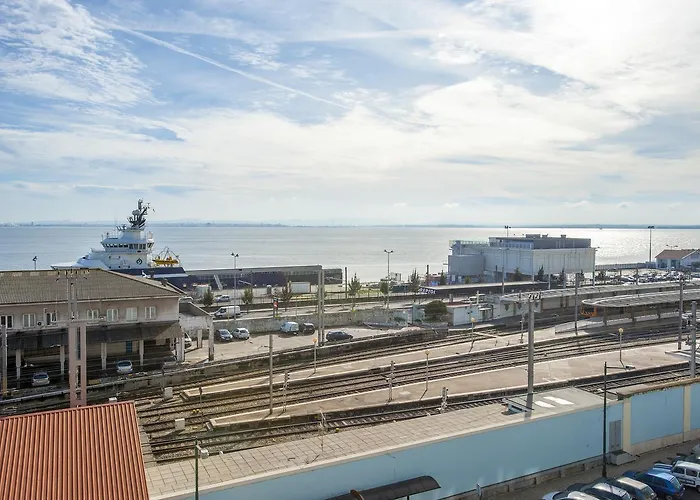Apolonia 3 Frontal River View Διαμέρισμα Lisboa