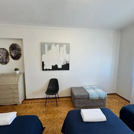 Apolonia 3 Frontal River View Lisboa